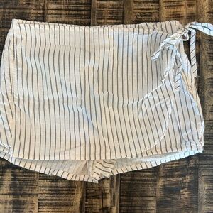 Torrid Black and White Skorts with Classic Style